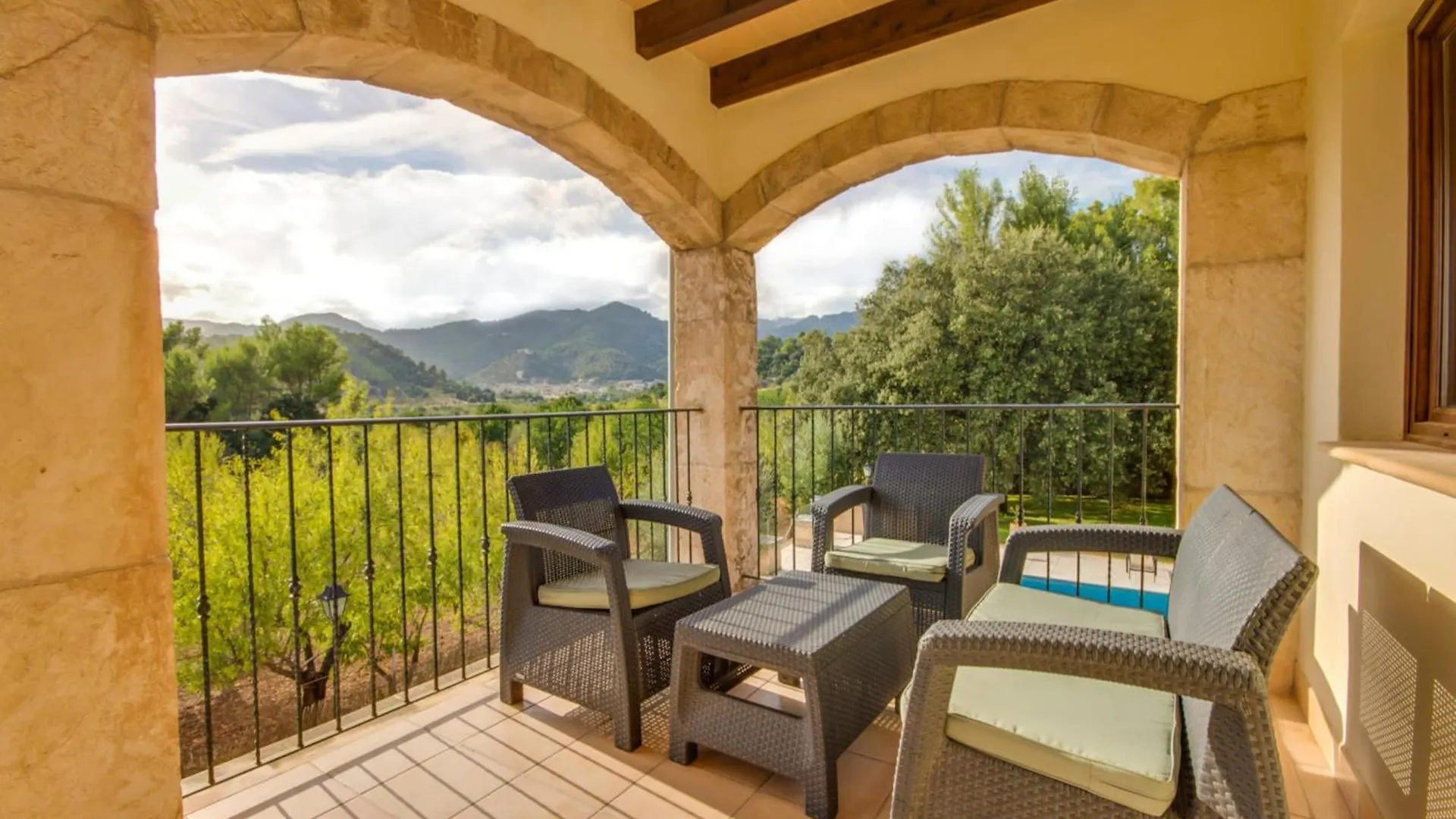 Finca Near Puerto De Alcudia Selva  Spanien